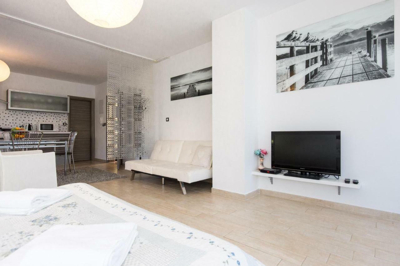 Apartments & Rooms Ddd2 Baška Esterno foto